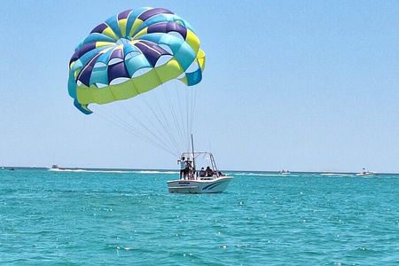 Sun Dogs Parasailing Tour in Destin Florida