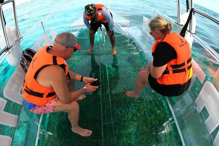 Transparent Boat Tour from Isla Mujeres