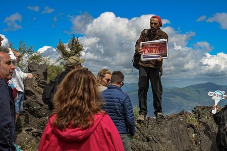 Naples: Tour of Mt Vesuvius and Pompeii w/ Lunch & Wine tasting