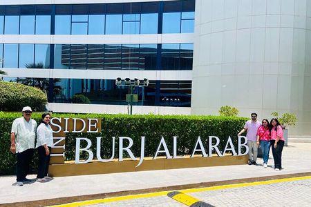 Dubai Premium Private Sight Seeing City Tour with Abra Ride