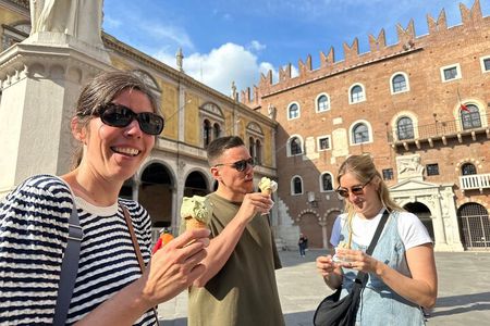 Verona Street Food Tour and City Guided Sightseeing