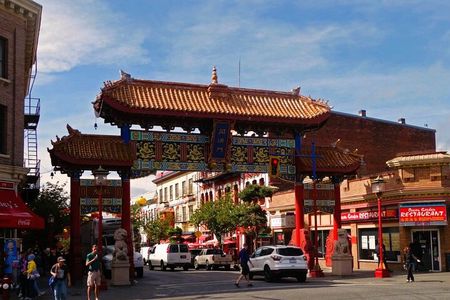 Victoria City Express Tour – 2hr Private (Day or Night, 1–4pax)
