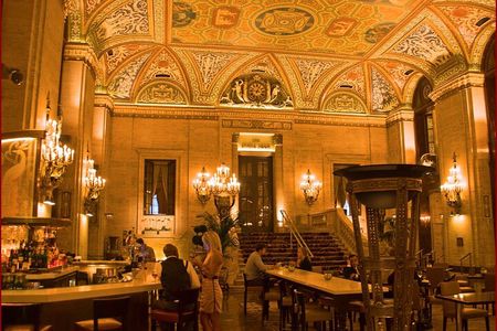 Architecture & True Crime History Tour Chicago