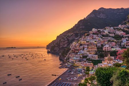 From Amalfi or Positano: Sunset Cruise with Prosecco