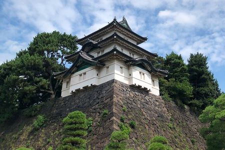 Private Historical Walking Tour of the Tokyo Imperial Palace