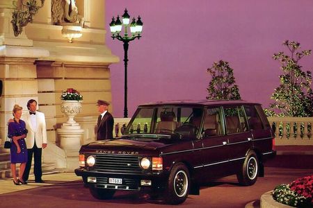 Paris or Versailles Chic Car Tour