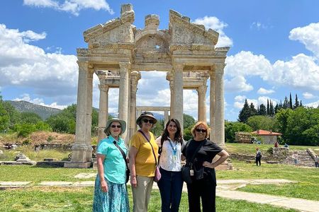 2 Day Ephesus Aphrodisias and Pamukkale Tour