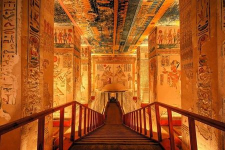  private Full Day Guided Tour to West Luxor Tombs and Temples