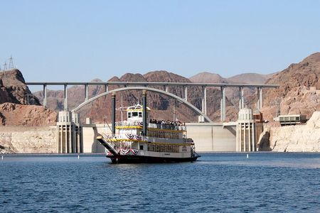 Hoover Dam Sightseeing Cruise on Lake Mead