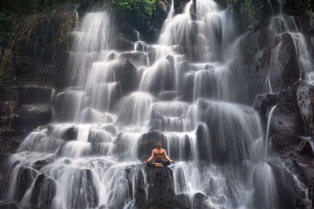Chase 3 Bali Waterfalls & Lunch Overlooking Mount Batur