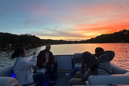 Shared Lake Austin Sunset Boat Cruise 2 hours Single tickets