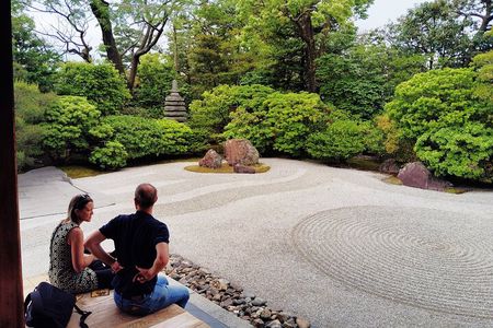 Kyoto: Zen and Art at Tranquil Kennin-ji Temple