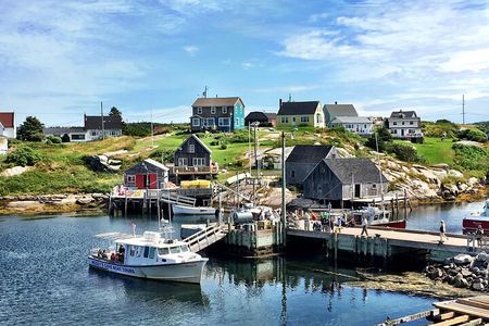 Peggy's Cove and Lunenburg- 6 hour Tour