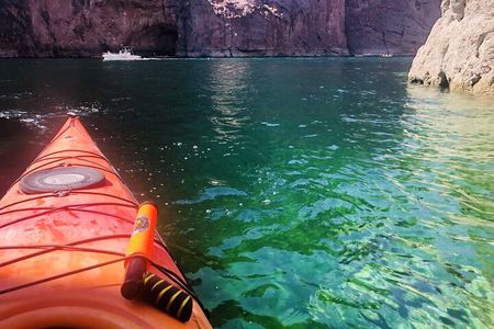 Las Vegas: Guided Kayak Tour from Willow Beach to Emerald Cave