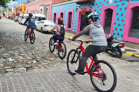Oaxaca City by bike: History & Culture - Small groups