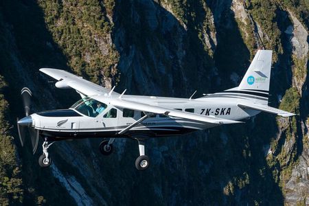 Milford Sound Flight and Cruise ex Queenstown (incl Lunch)