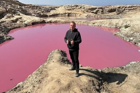 Dead Sea Pink Lake and Salt Beach Private Tour