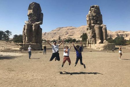 Day Tour to East and West Bank with Transfer to Aswan or Hurghada