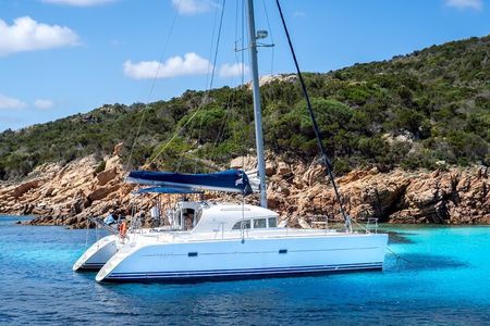 1-Catamaran tour to the Maddalena Archipelago from Cannigione