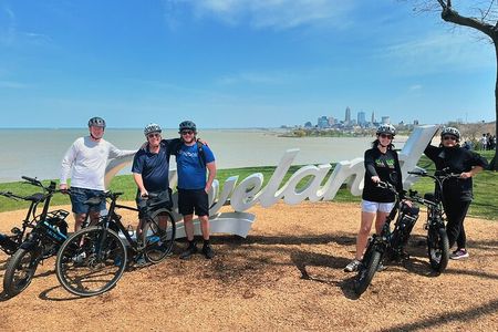 Electric Bike Tour in Cleveland
