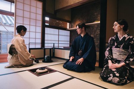 Elegant Tea Ceremony While Wearing Kimono Experience in Kyoto