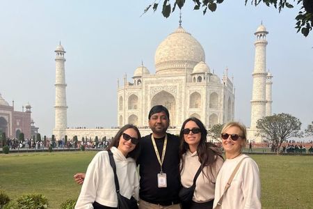 All-Inclusive Private Tour From Delhi To The Taj Mahal