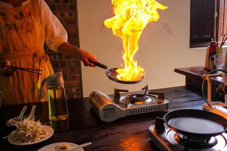 Eat Hoi An Cooking Class w Farming Experience and Market Tour 