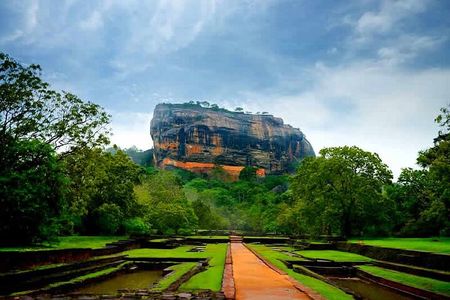 Safari Day Tour to Sigiriya Lion Rock and Golden Cave Temple