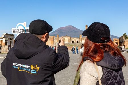 From Naples: Amalfi Coast & Pompeii Small Group Tour 