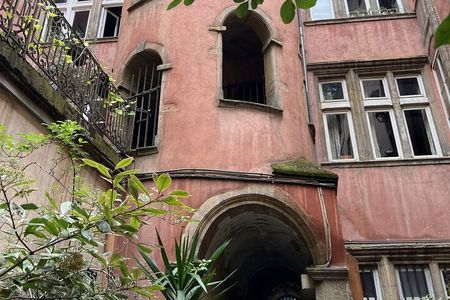 Experience Lyon's Food and History Walking Tour with a Local