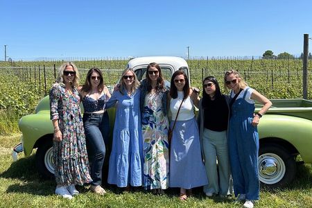 Private Oregon Wine Tour - Bring Up To 10 People - Three Wineries