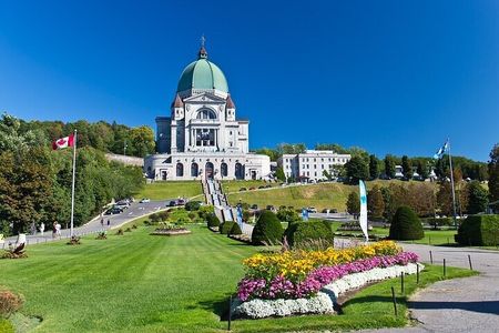 Private Tour of Montreal with River Cruise + Notre Dame