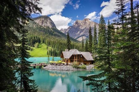 Moraine Lake, Louise, Emerald Lake, Johnston Canyon, Banff Town
