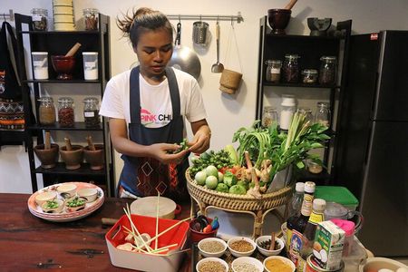 Thai Market Tour & Cooking Class in Central Bangkok with Pimmy