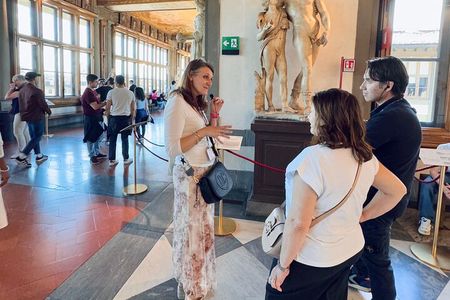 Florence Uffizi: Expert-Led Small Group Tour