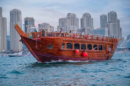 Dubai Creek Sightseeing Cruise with Unlimited Freshly Baked Pizza