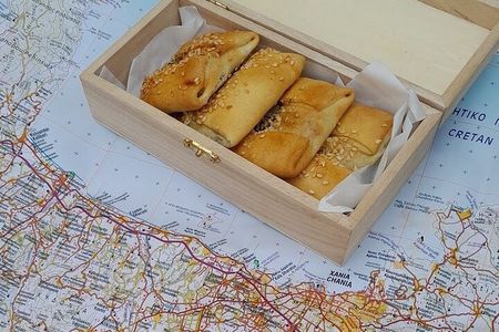 Eat & Crete Private Food Tour [out of the box]- Chania Villages