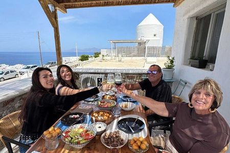 Mykonian Cooking Class Experience for Cruise Travelers