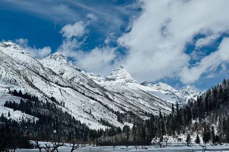 Siguniang Mountain Scenic Area Private Tour