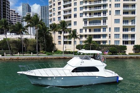 55ft 1 Hour FREE | Miami Yacht Rental | 3 to 6 Hours | 13 People