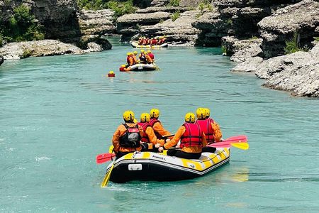 Join first rafting team on the Vjosa River trusted since 2012 !