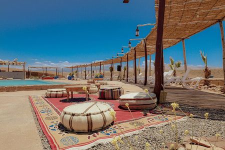 Marrakech : Pool and Moroccan Lunch Experience in Agafay Desert