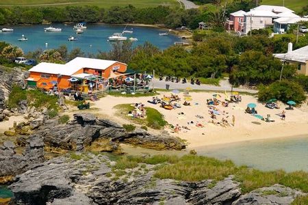 Bermuda Beach Escape and Shopping Experience