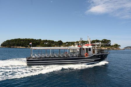 Explore Elaphiti Islands by Boat Tour: Hop-on-Hop-off Adventure
