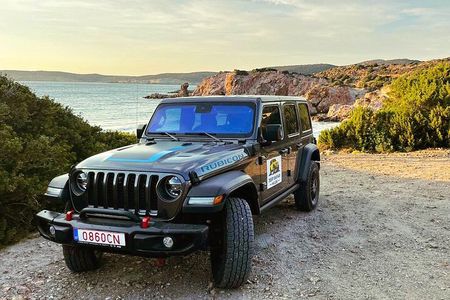 Milos Jeep Safari Sunset Adventure with Wine and Snacks
