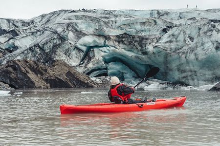 Kayaking on the Sólheimajökull Glacier Lagoon