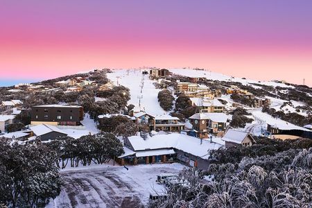 Melbourne: Mt Buller Snow Tour-Save on Hire & Max Playtime