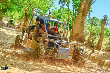 Full-day Adventure Buggy & Party Boat, snorkeling & Macao beach