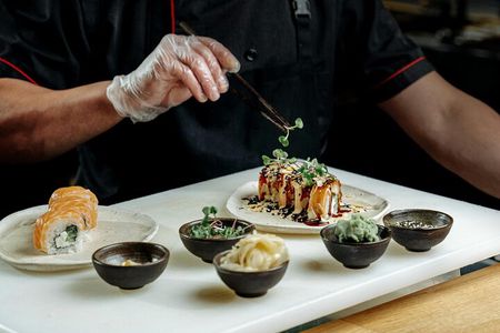 Osaka Sushi Making Class & Dotonbori Food Walking Tour