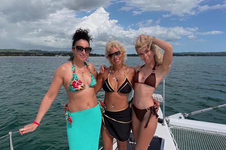 SUNSET PARTY CRUISE Rick's Cafe Ocean Coral / Eden Bay Guests